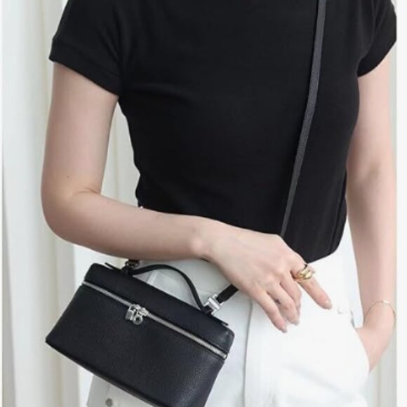 Fashion Small Side Bag Crossbody Bag Black Vegan Leather Silver Hardware - NWT - Picture 12 of 16